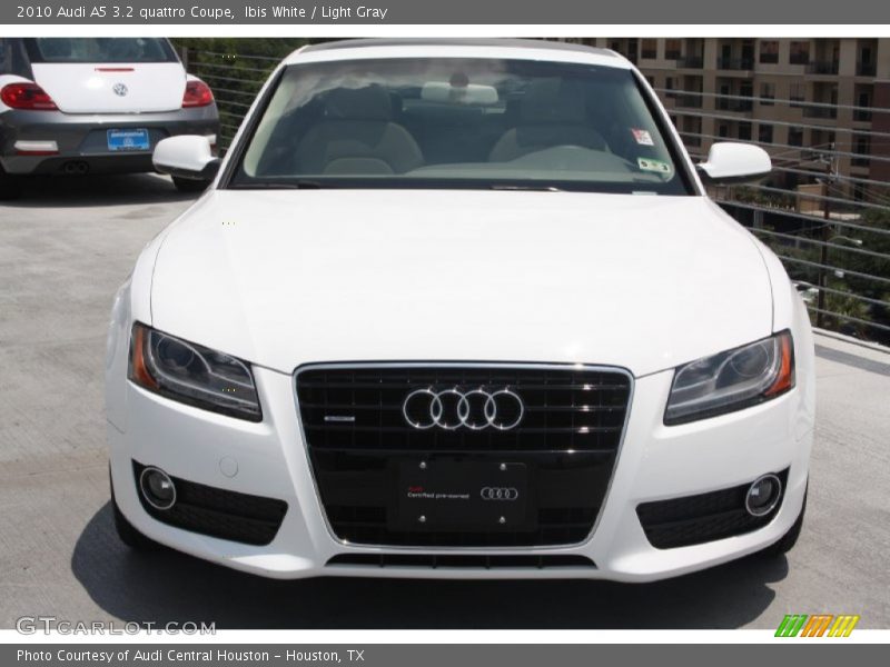 Ibis White / Light Gray 2010 Audi A5 3.2 quattro Coupe