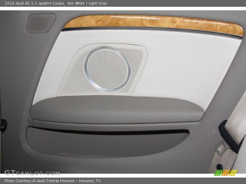 Ibis White / Light Gray 2010 Audi A5 3.2 quattro Coupe