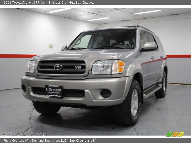 Thunder Gray Metallic / Charcoal 2001 Toyota Sequoia SR5 4x4