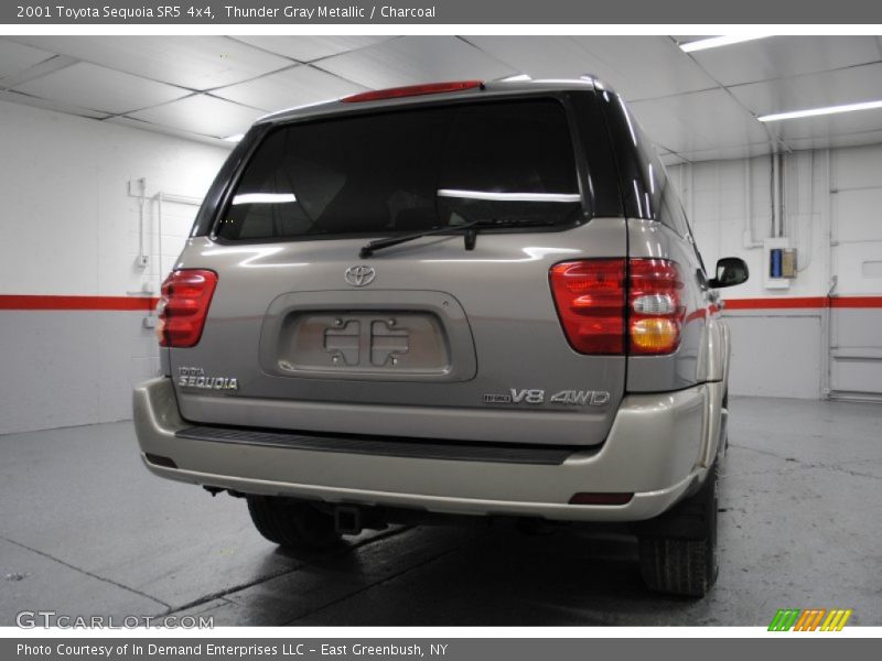 Thunder Gray Metallic / Charcoal 2001 Toyota Sequoia SR5 4x4