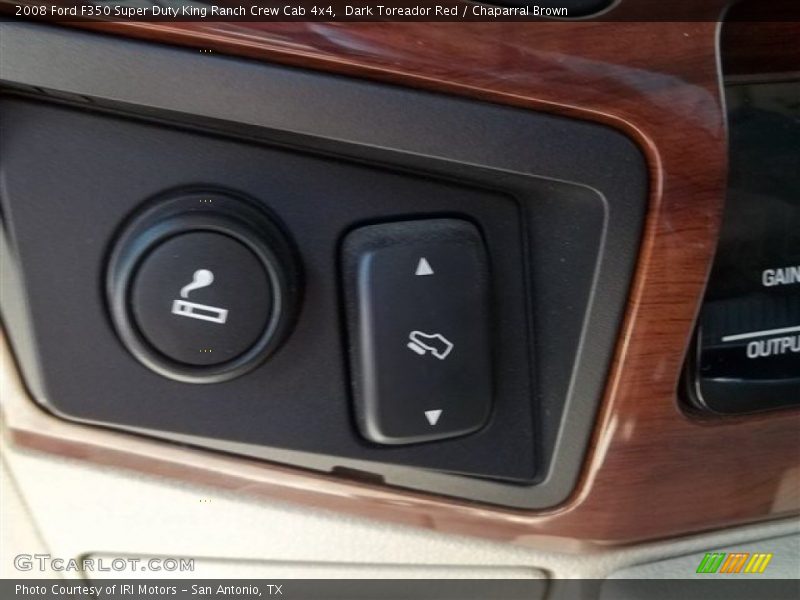 Controls of 2008 F350 Super Duty King Ranch Crew Cab 4x4