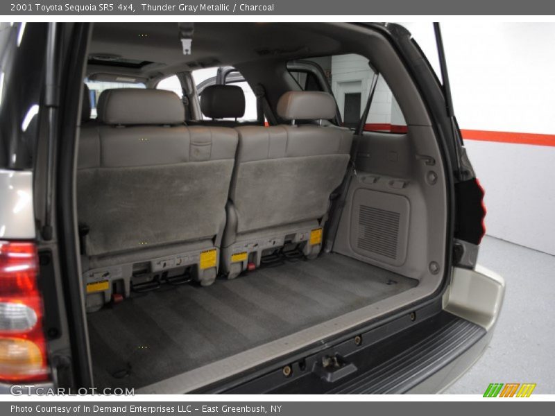 Thunder Gray Metallic / Charcoal 2001 Toyota Sequoia SR5 4x4
