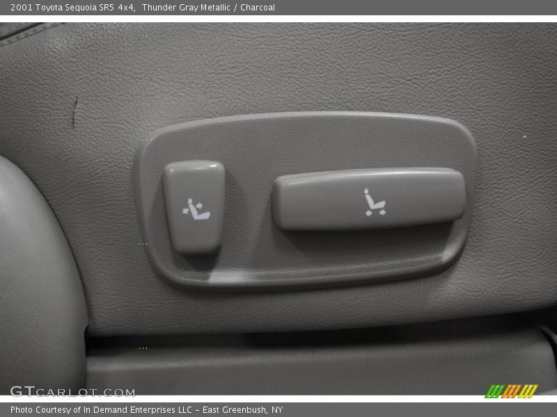 Thunder Gray Metallic / Charcoal 2001 Toyota Sequoia SR5 4x4