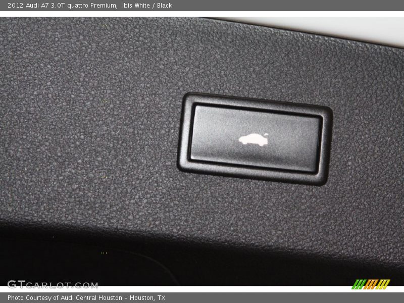 Ibis White / Black 2012 Audi A7 3.0T quattro Premium