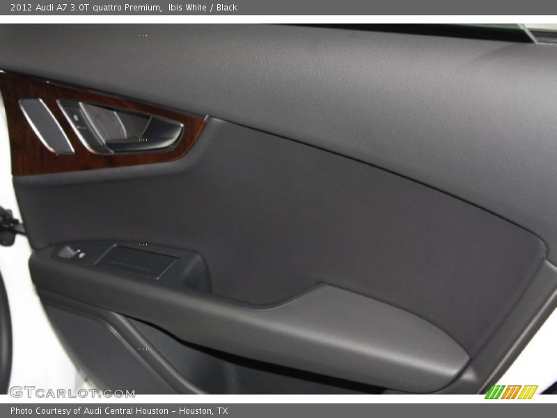 Ibis White / Black 2012 Audi A7 3.0T quattro Premium