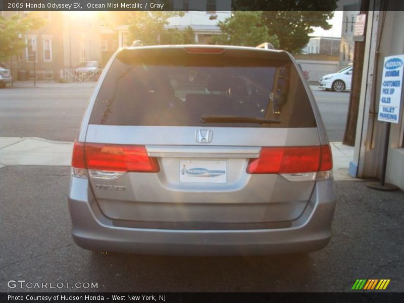 Ocean Mist Metallic / Gray 2009 Honda Odyssey EX