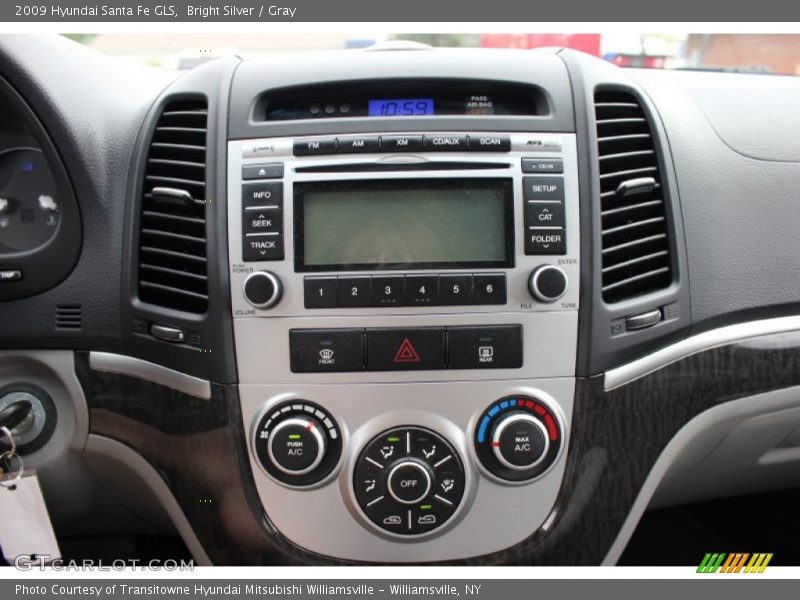 Bright Silver / Gray 2009 Hyundai Santa Fe GLS