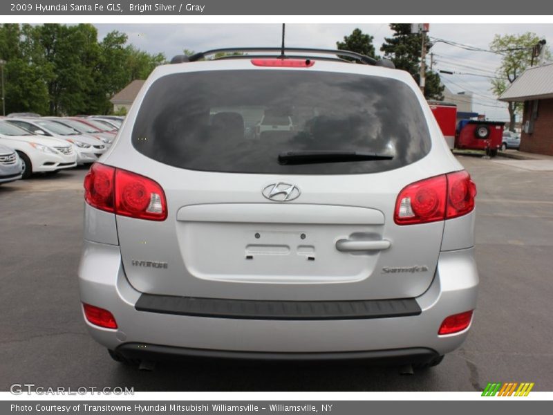 Bright Silver / Gray 2009 Hyundai Santa Fe GLS