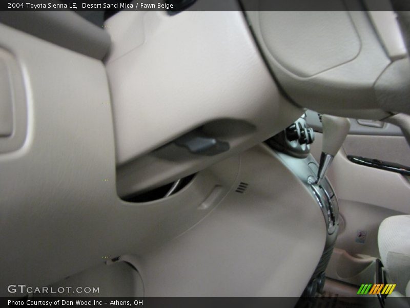 Desert Sand Mica / Fawn Beige 2004 Toyota Sienna LE