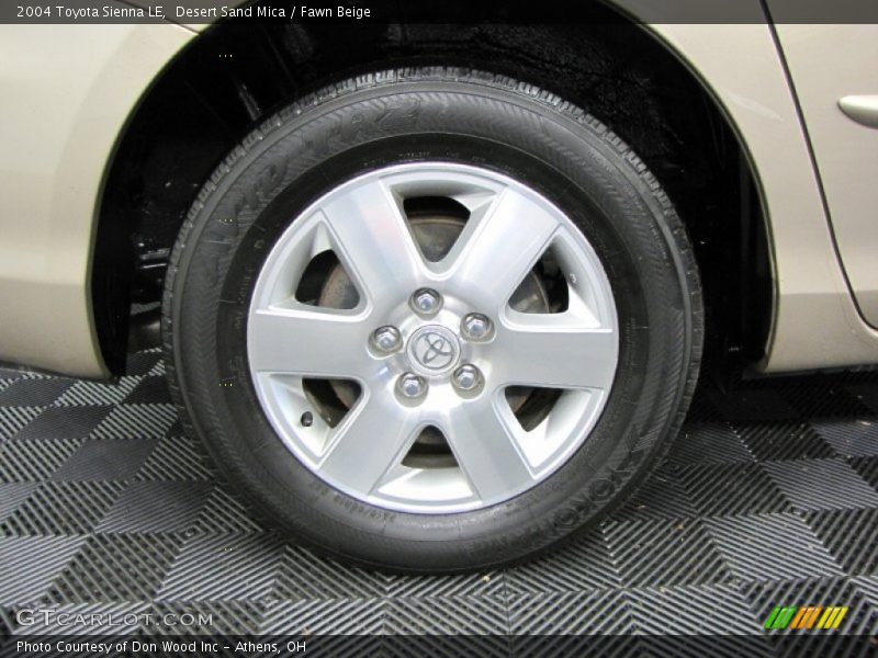 Desert Sand Mica / Fawn Beige 2004 Toyota Sienna LE