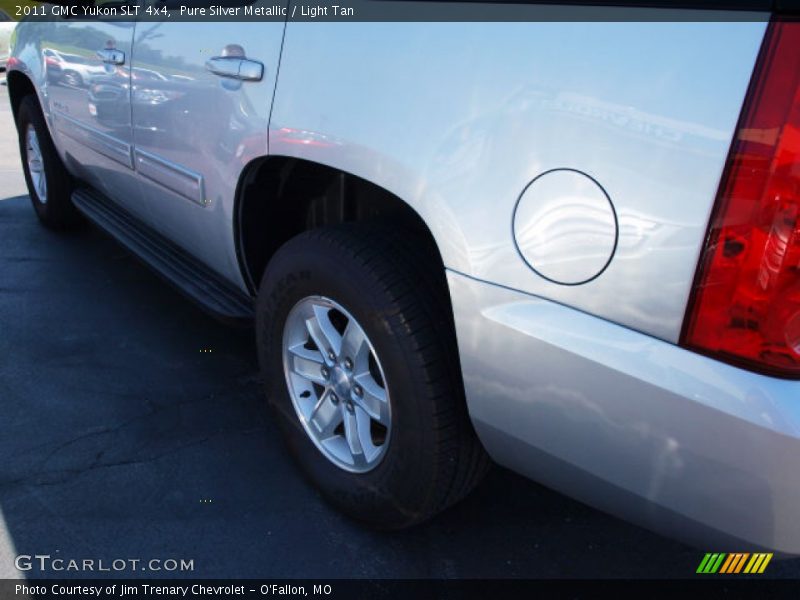 Pure Silver Metallic / Light Tan 2011 GMC Yukon SLT 4x4