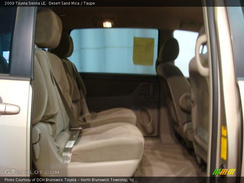 Desert Sand Mica / Taupe 2009 Toyota Sienna LE