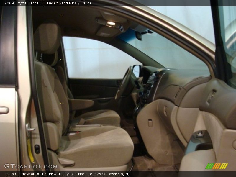 Desert Sand Mica / Taupe 2009 Toyota Sienna LE