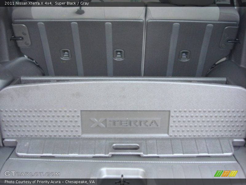 Super Black / Gray 2011 Nissan Xterra X 4x4