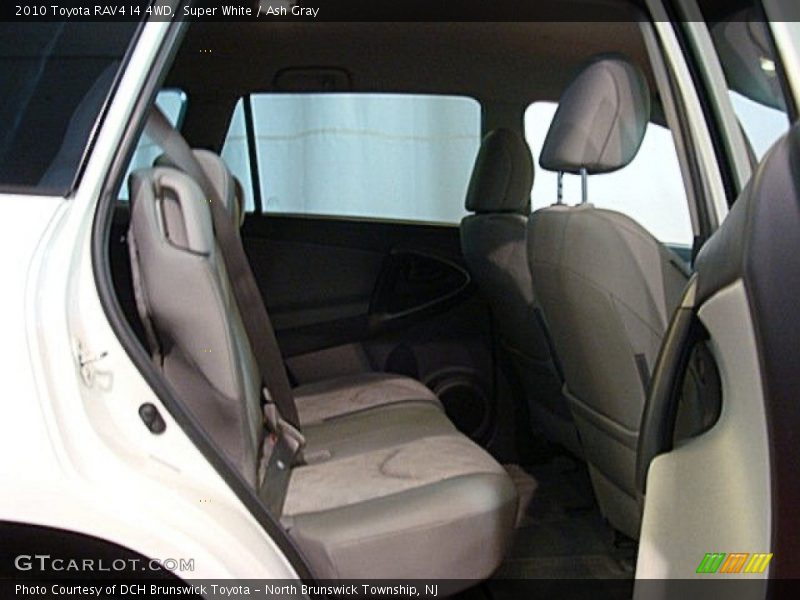 Super White / Ash Gray 2010 Toyota RAV4 I4 4WD