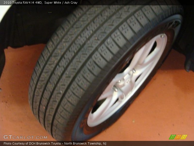 Super White / Ash Gray 2010 Toyota RAV4 I4 4WD