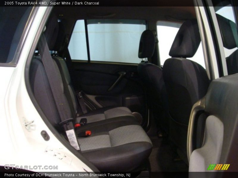 Super White / Dark Charcoal 2005 Toyota RAV4 4WD