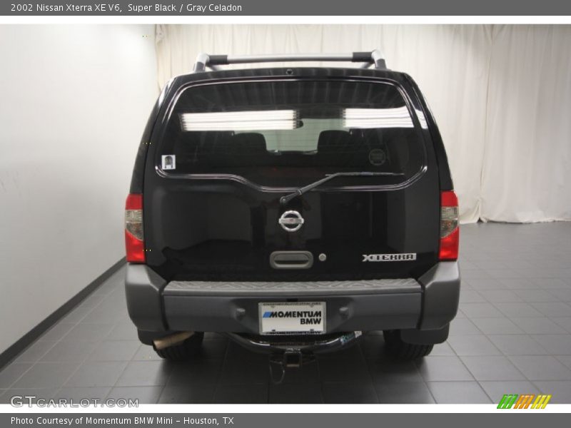 Super Black / Gray Celadon 2002 Nissan Xterra XE V6
