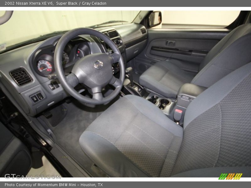 Super Black / Gray Celadon 2002 Nissan Xterra XE V6