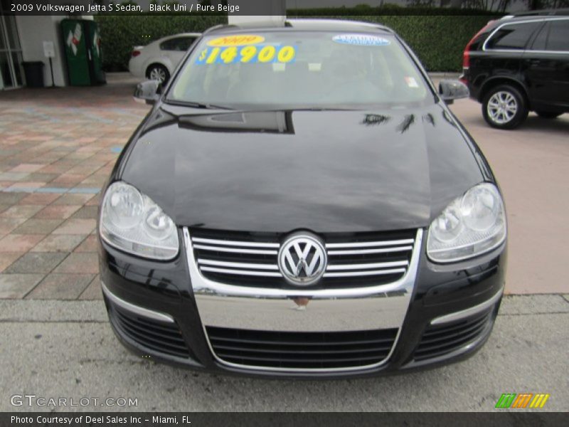 Black Uni / Pure Beige 2009 Volkswagen Jetta S Sedan