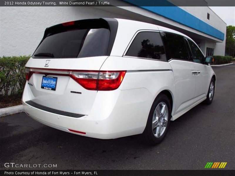 White Diamond Pearl / Truffle 2012 Honda Odyssey Touring