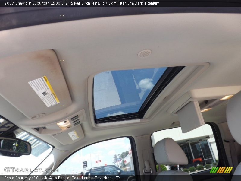 Silver Birch Metallic / Light Titanium/Dark Titanium 2007 Chevrolet Suburban 1500 LTZ