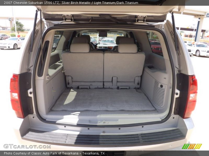 Silver Birch Metallic / Light Titanium/Dark Titanium 2007 Chevrolet Suburban 1500 LTZ