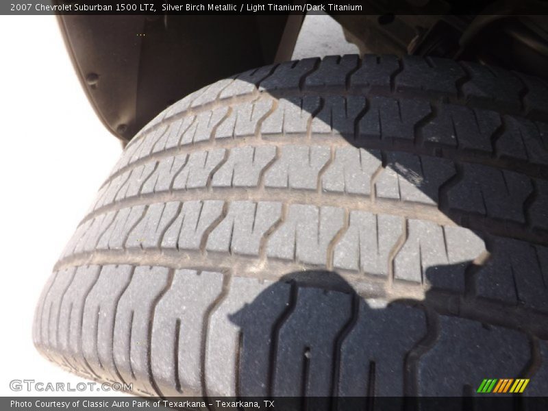 Silver Birch Metallic / Light Titanium/Dark Titanium 2007 Chevrolet Suburban 1500 LTZ