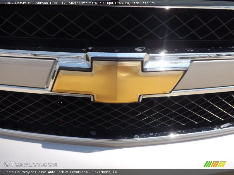 Silver Birch Metallic / Light Titanium/Dark Titanium 2007 Chevrolet Suburban 1500 LTZ