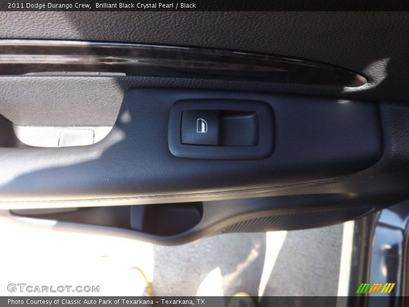 Brilliant Black Crystal Pearl / Black 2011 Dodge Durango Crew