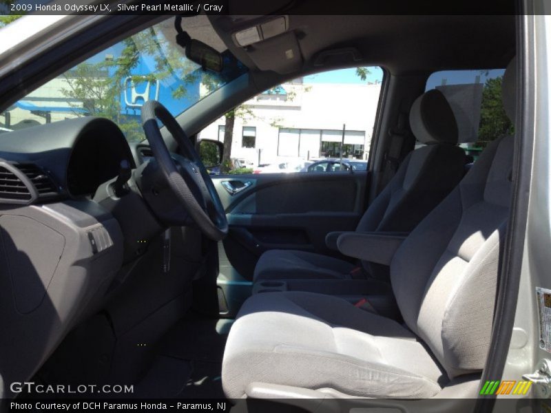 Silver Pearl Metallic / Gray 2009 Honda Odyssey LX