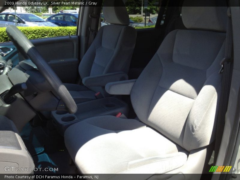 Silver Pearl Metallic / Gray 2009 Honda Odyssey LX