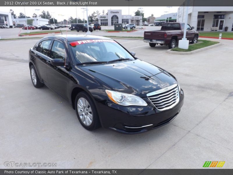 Black / Black/Light Frost 2012 Chrysler 200 LX Sedan