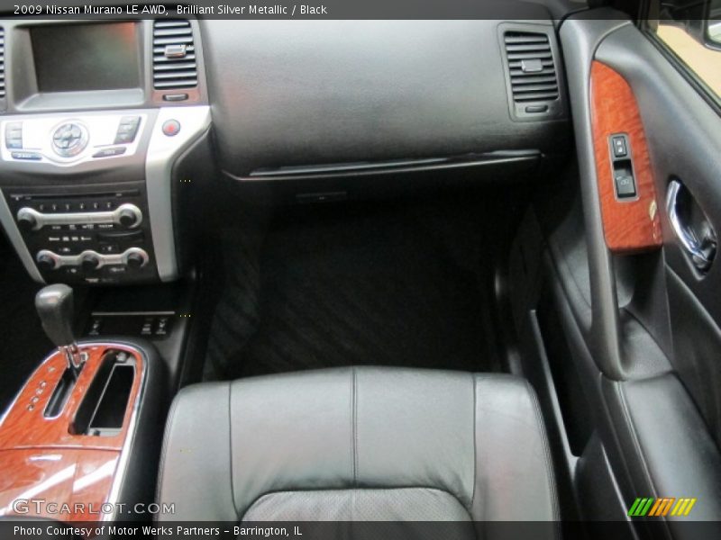 Brilliant Silver Metallic / Black 2009 Nissan Murano LE AWD