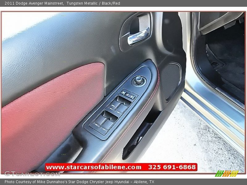 Tungsten Metallic / Black/Red 2011 Dodge Avenger Mainstreet