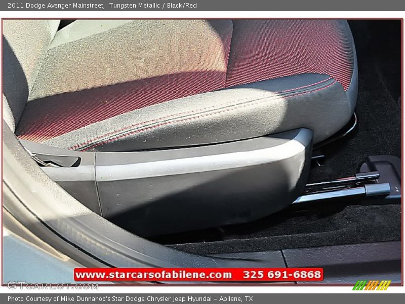 Tungsten Metallic / Black/Red 2011 Dodge Avenger Mainstreet
