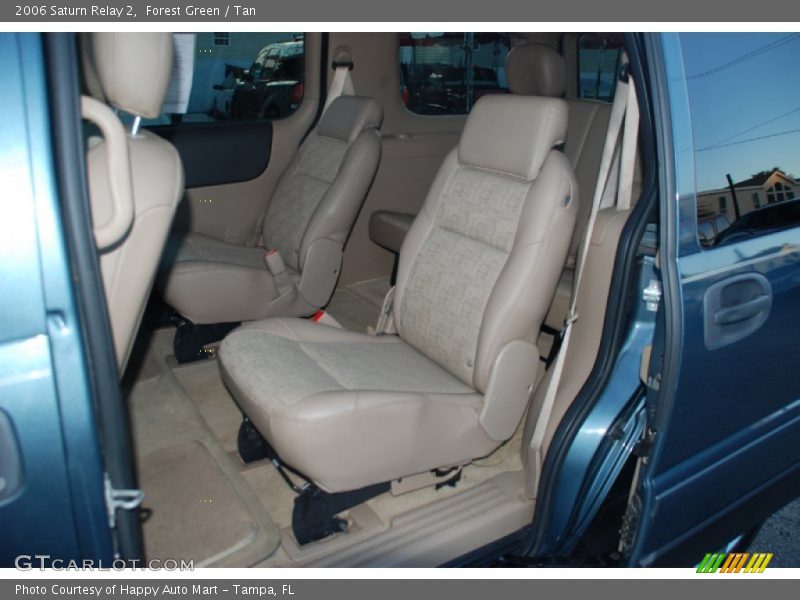 Forest Green / Tan 2006 Saturn Relay 2
