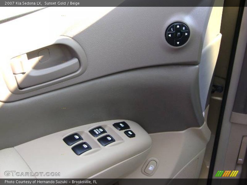 Sunset Gold / Beige 2007 Kia Sedona LX