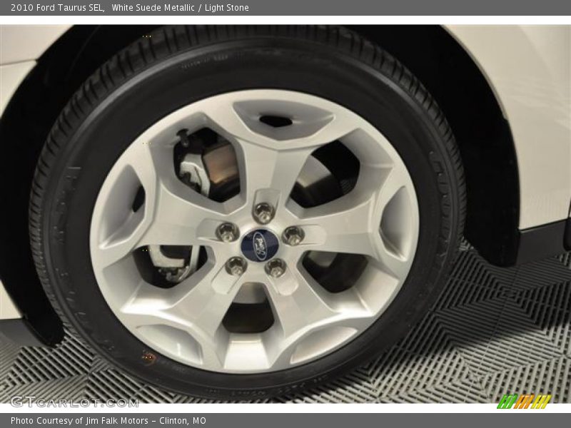 White Suede Metallic / Light Stone 2010 Ford Taurus SEL