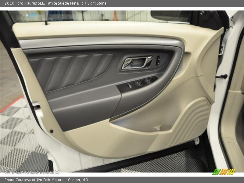 White Suede Metallic / Light Stone 2010 Ford Taurus SEL