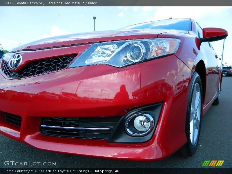 Barcelona Red Metallic / Black 2012 Toyota Camry SE