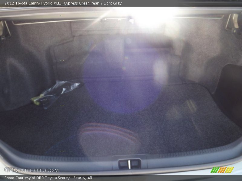 Cypress Green Pearl / Light Gray 2012 Toyota Camry Hybrid XLE