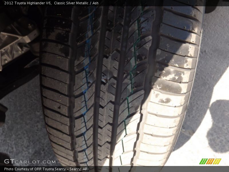 Classic Silver Metallic / Ash 2012 Toyota Highlander V6