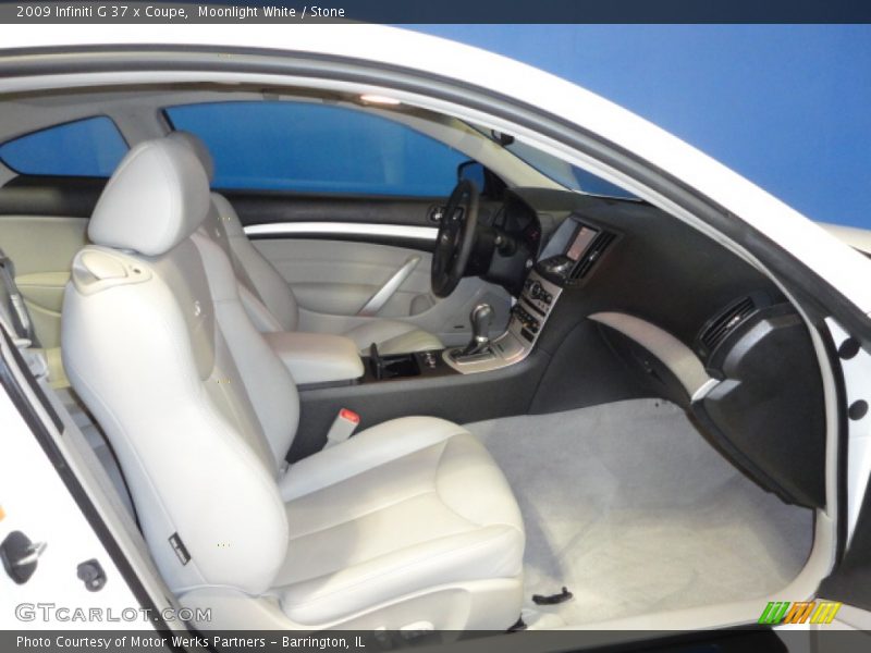 Moonlight White / Stone 2009 Infiniti G 37 x Coupe