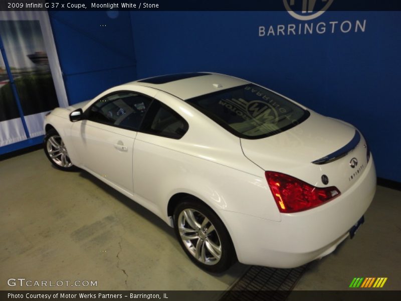 Moonlight White / Stone 2009 Infiniti G 37 x Coupe