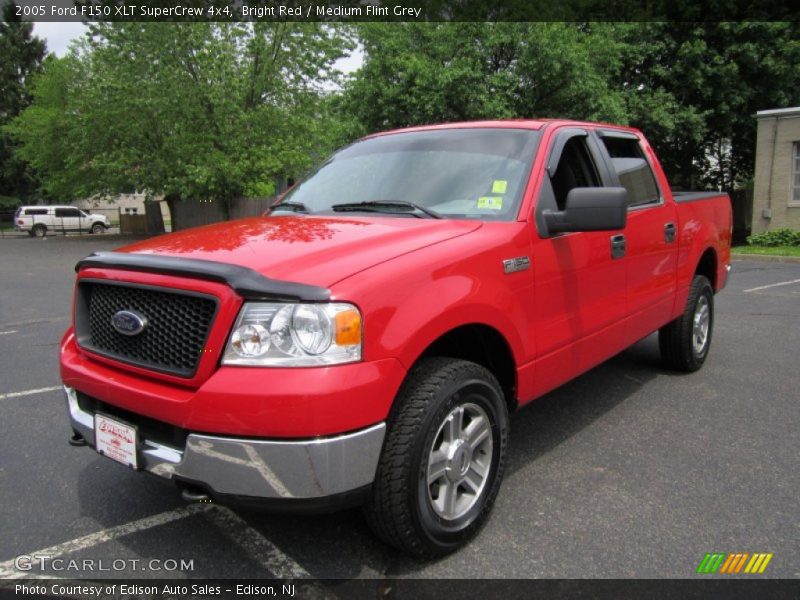 Bright Red / Medium Flint Grey 2005 Ford F150 XLT SuperCrew 4x4