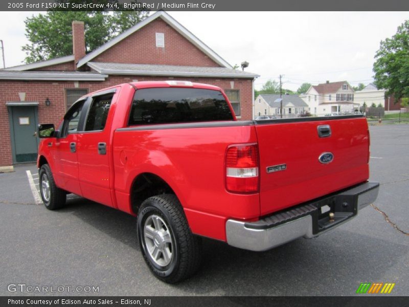 Bright Red / Medium Flint Grey 2005 Ford F150 XLT SuperCrew 4x4