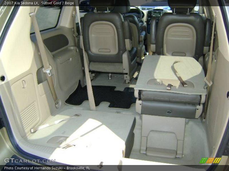 Sunset Gold / Beige 2007 Kia Sedona LX