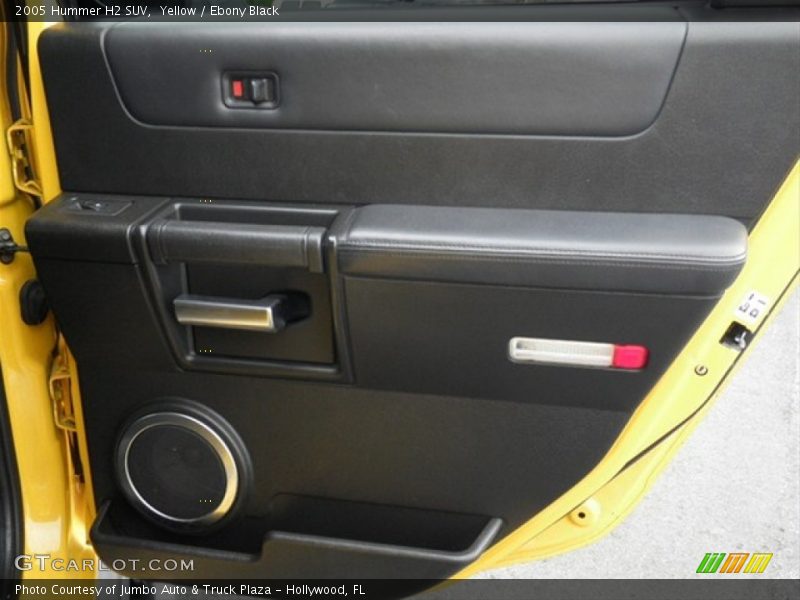 Yellow / Ebony Black 2005 Hummer H2 SUV