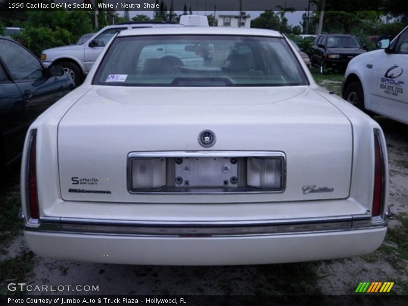 White / Neutral Shale 1996 Cadillac DeVille Sedan